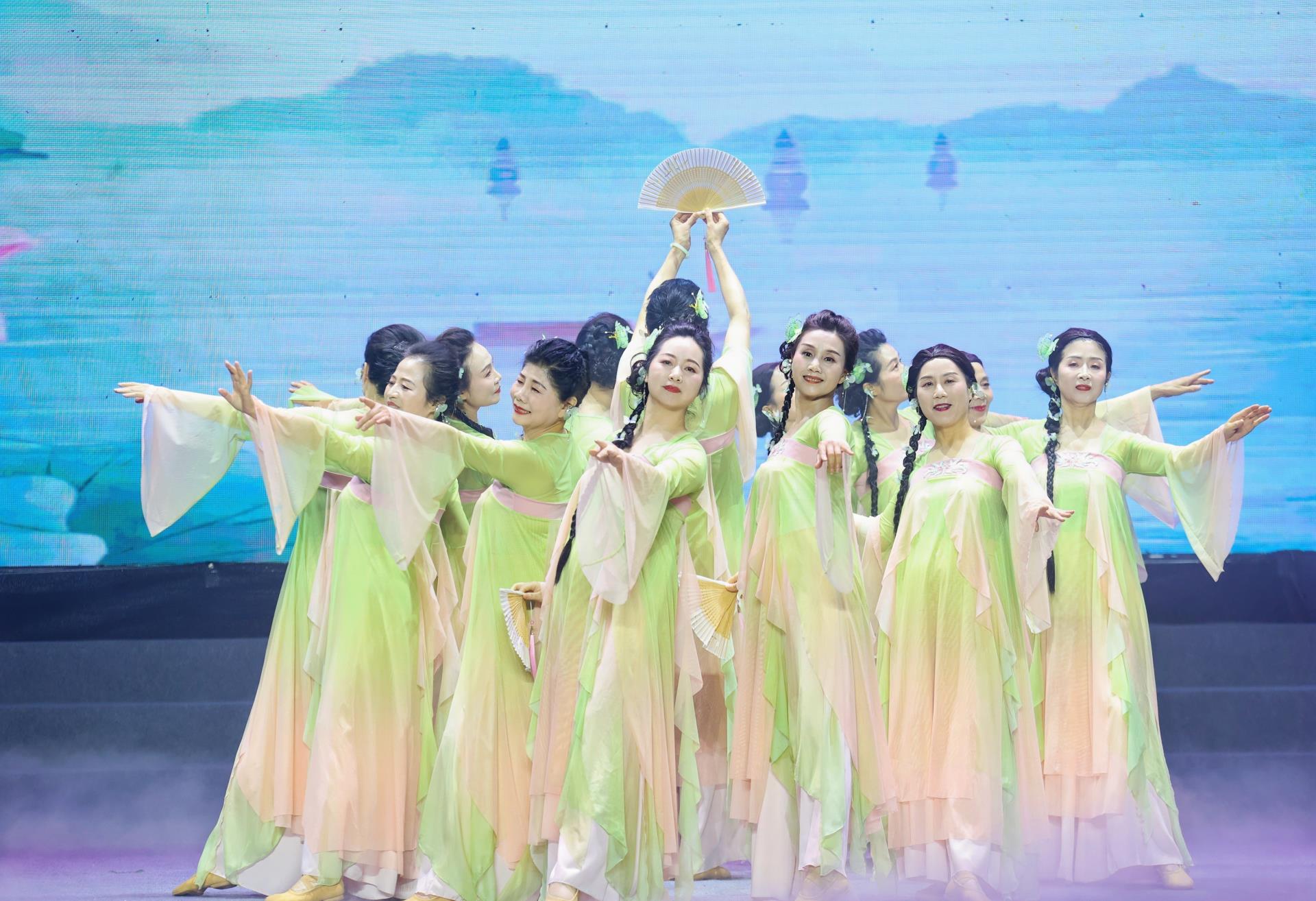 11 《望春风》.jpg