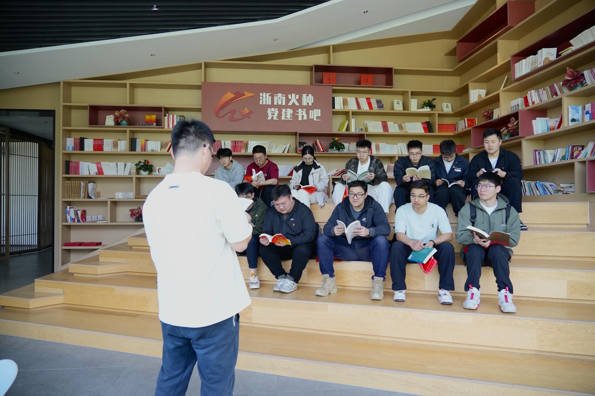 2025-04-13 092759.jpg 2025-04-13 092759.jpg