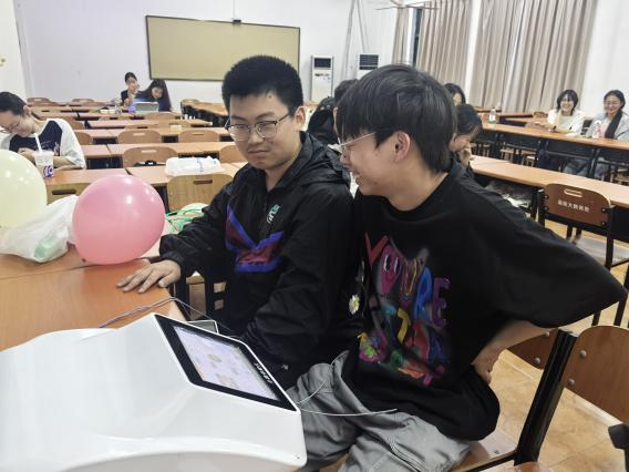 图片 4.png 图片 4.png